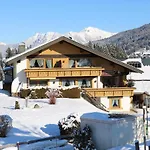 Gaestehaus Strasser * Riezlern