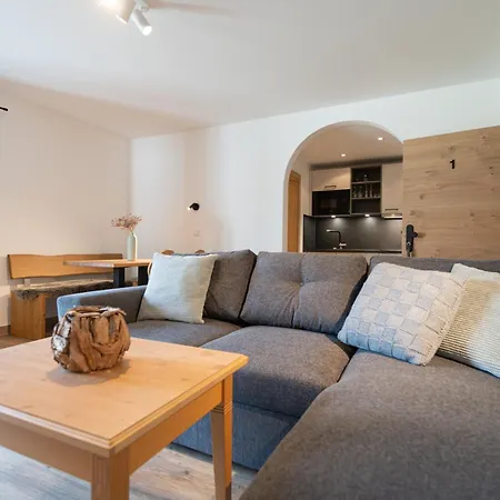 Gaestehaus Strasser Apartament Riezlern