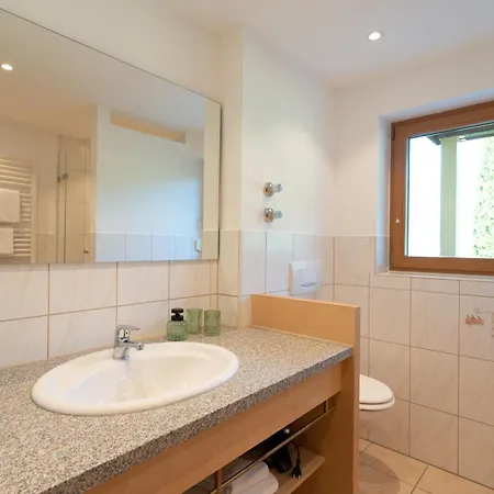 Gaestehaus Strasser Apartament Riezlern