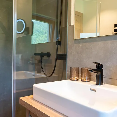 Gaestehaus Strasser Apartamento Riezlern