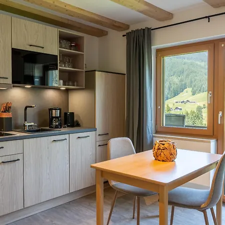 Apartment Gaestehaus Strasser Riezlern