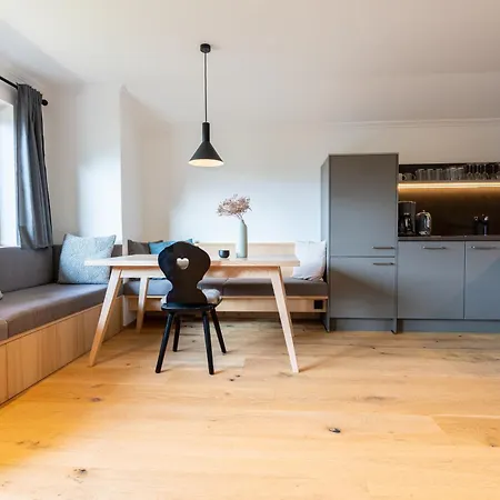 Apartament Gaestehaus Strasser Riezlern