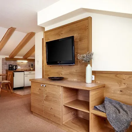 Apartment Gaestehaus Strasser Riezlern